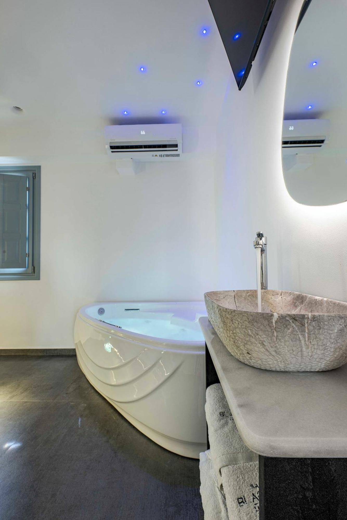 Blackstone Luxury Suites Emborió Kültér fotó