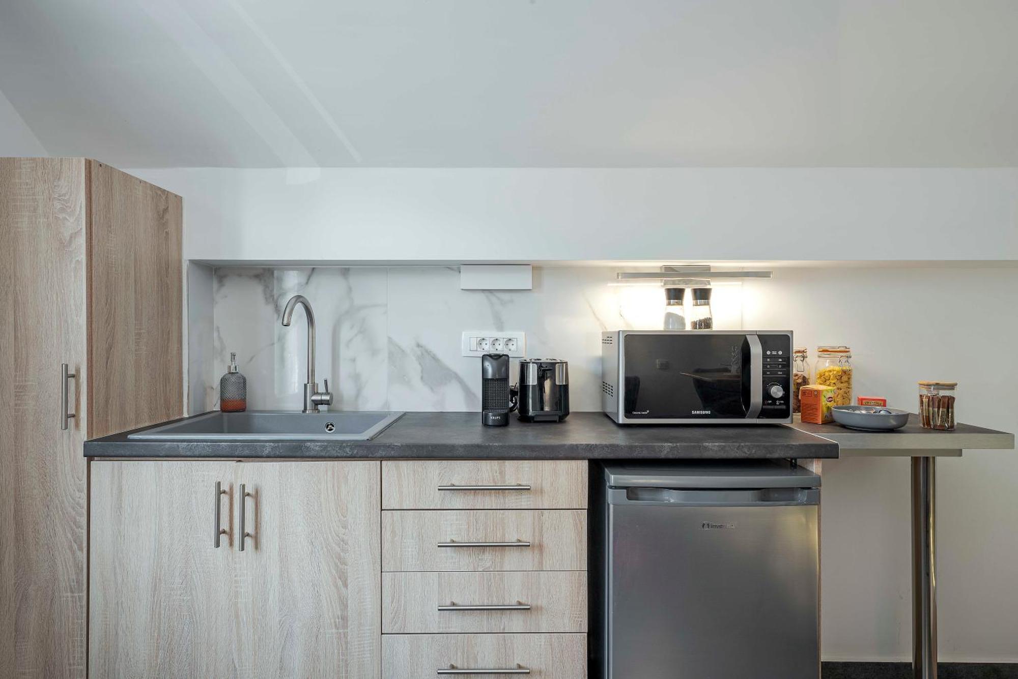 Blackstone Luxury Suites Emborió Szoba fotó